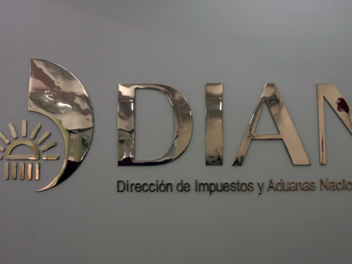 Fiscalía descubre red de corrupción en la DIAN