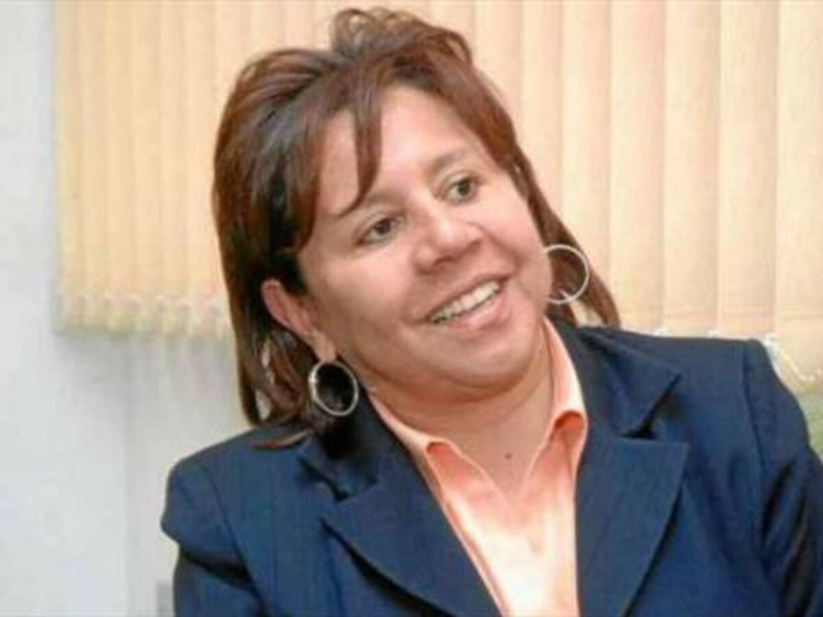 Niegan petición de Fiscalía de anular el pasaporte de Ma. Del Pilar Hurtado