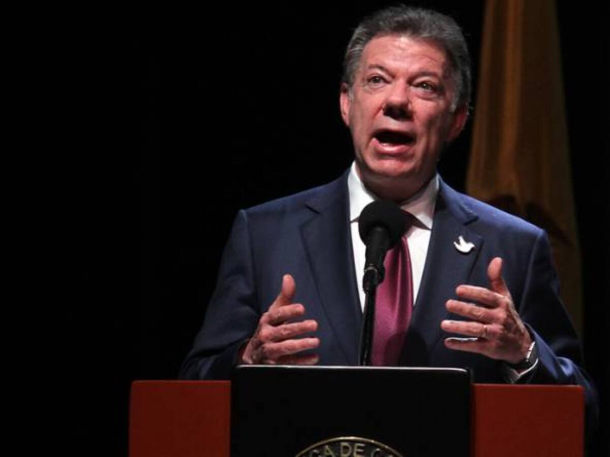 Santos asiste a cumbre de alcaldes de ciudades capitales en Ibagué
