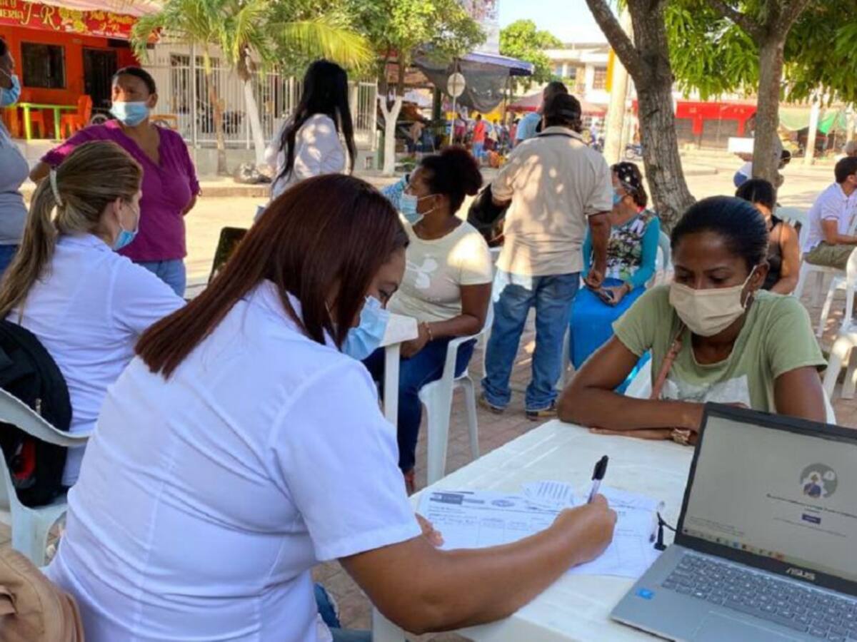 Entrega de Incentivos y aplicación de vacunas en el barrio Ciudadela 2000