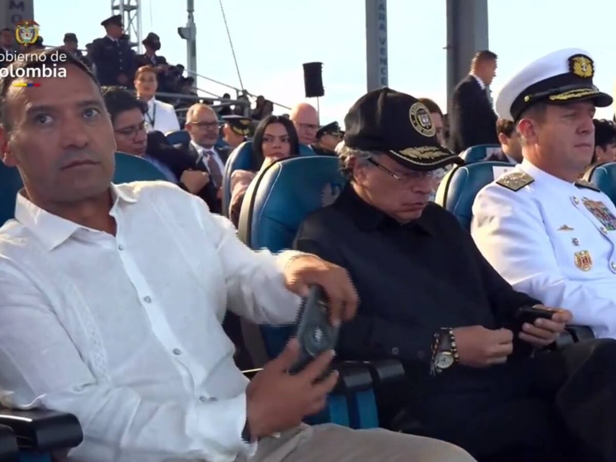En Cali el presidente Petro confirmó la compra de 17 aeronaves caza para la FAC del país