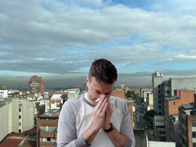 Mala calidad del aire en Bogotá durante el primer pico respiratorio del año 2025. Foto: Getty Images/Caracol Radio.