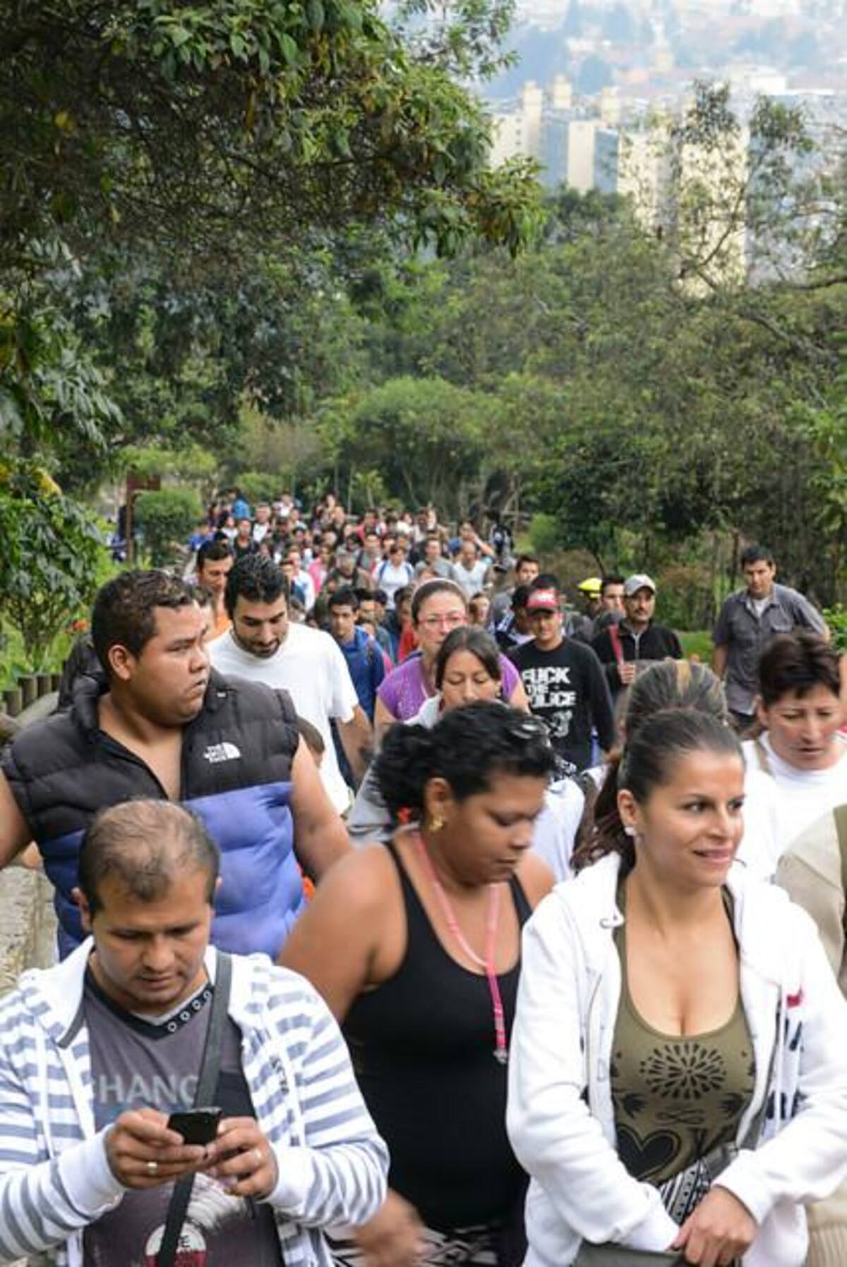 Se han registrado miles de visitantes, un promedio de 3.000 personas por hora, es decir unos 50 personas por minuto. Se espera que el total de las visitas sea alrededor de 65.000.