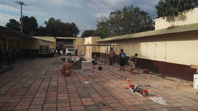 Centro de paso en construcción.