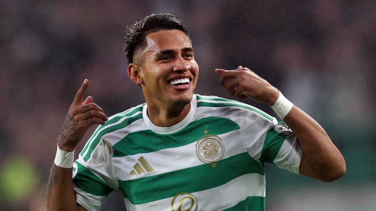 Camilo Durán sigue sumando reconocimientos en Celtic: Elegido mejor jugador de Escocia en agosto