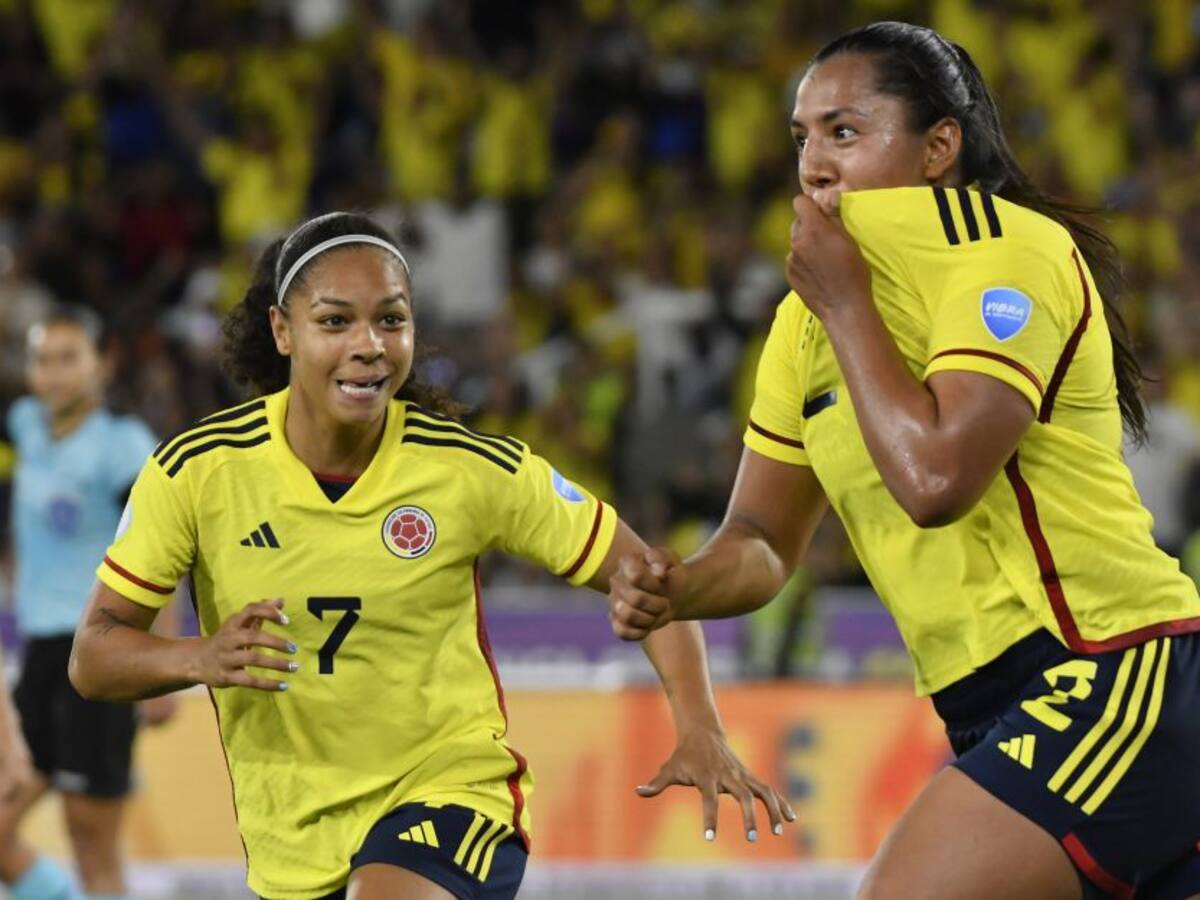 Manuela Vanegas y Linda Caicedo, entre las mejores de la Copa América
