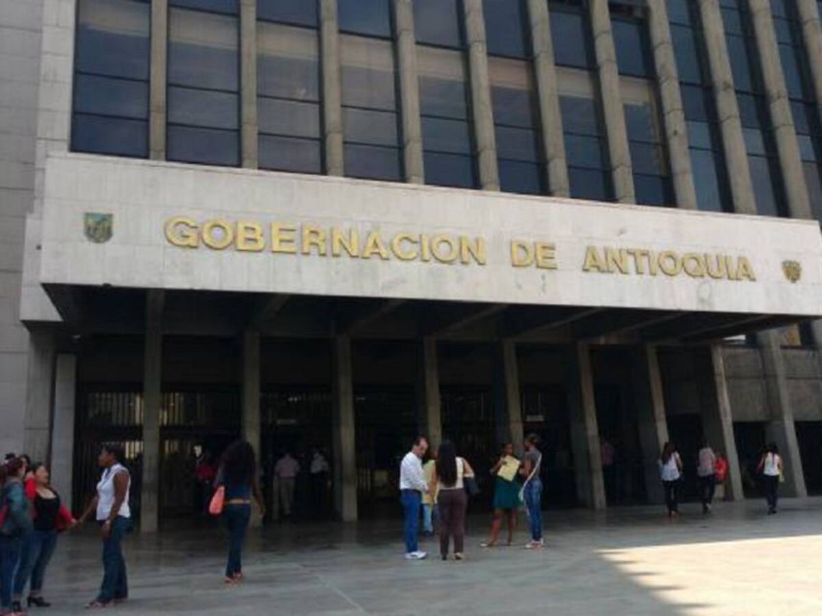 Empleados de la gobernación recibirán la prima navideña en noviembre