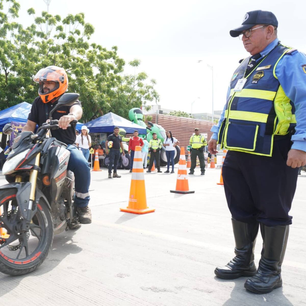 DATT lideró jornada de seguridad vial con motociclistas en Cartagena