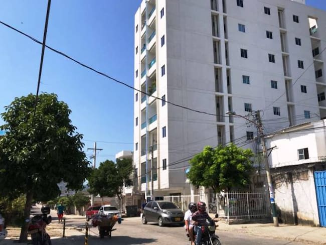 Bancos continúan cobro a afectados por construcciones ilegales en Cartagena