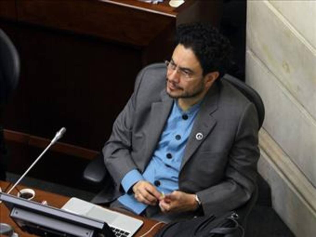 Iván Cepeda espera cese paulatino del conflicto