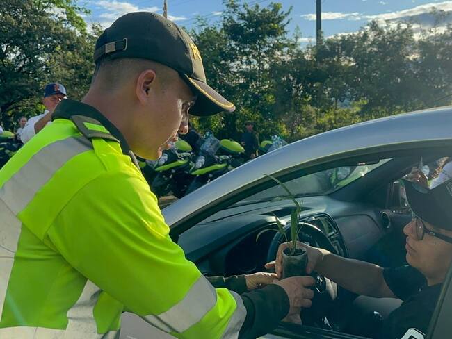 Se han movilizado alrededor de 187.000 vehículos. Foto Policía carreteras Huila.
