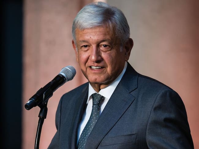 AMLO, el primer político de izquierda en llegar a la presidencia de México