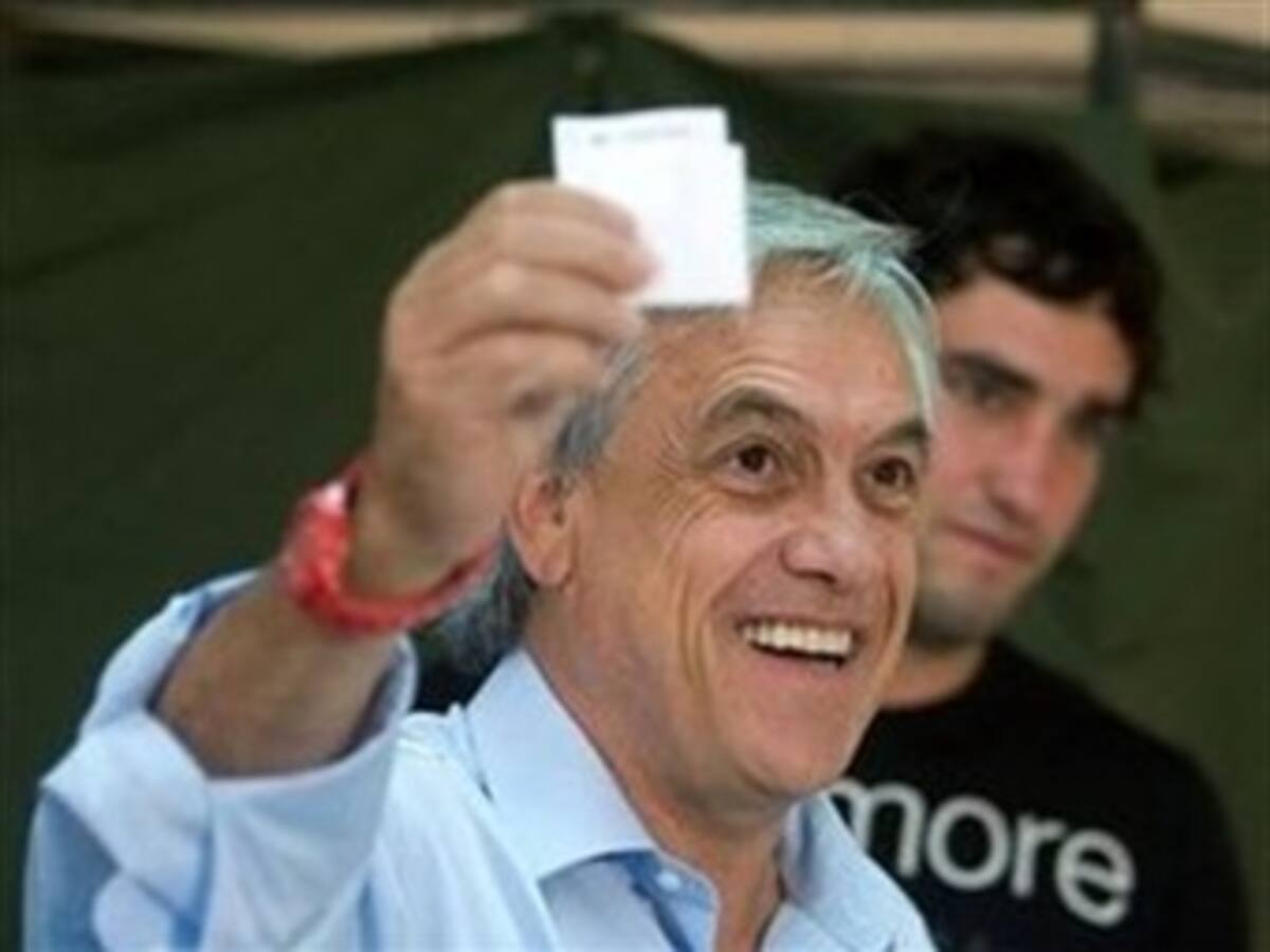 Comienza en Chile el recuento de votos de las elecciones presidenciales