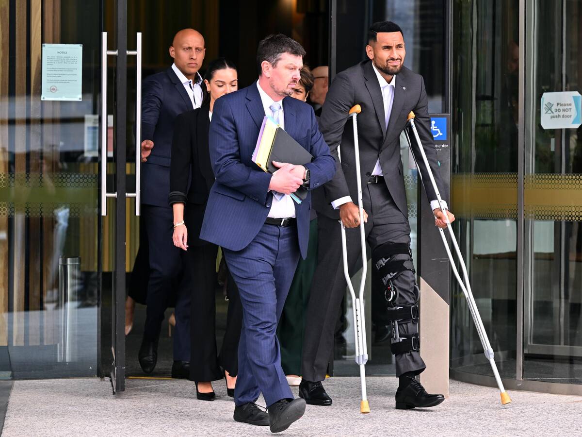 Kyrgios se declara culpable de agredir a su exnovia, pero su caso es desestimado