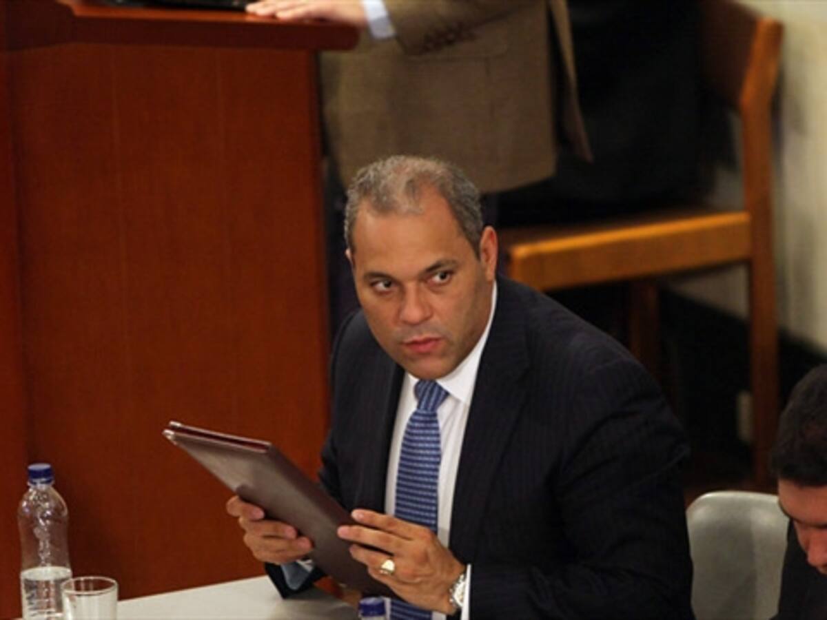 Gobierno debe respetar al Congreso y la Rama Judicial