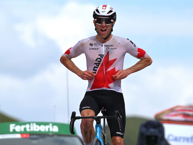 Michael Woods gana la etapa 13 de la Vuelta a España. (Photo by Tim de Waele/Getty Images)