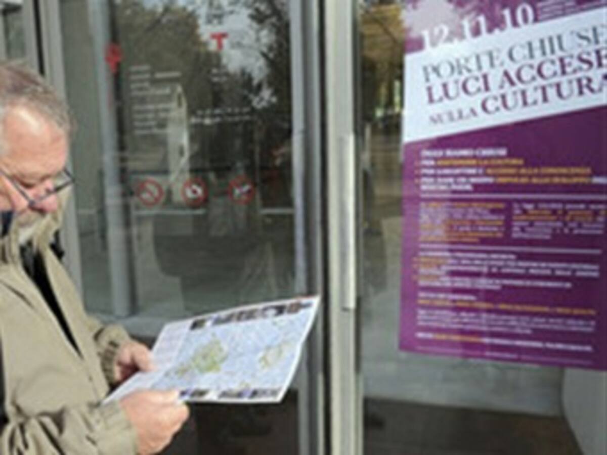 Teatros y cines italianos cierran en protesta por los recortes a la cultura
