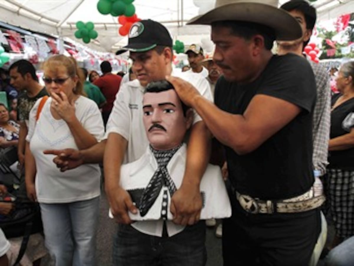 Larga procesión para 'venerar' a Malverde, el 'santo' del narcotrafico