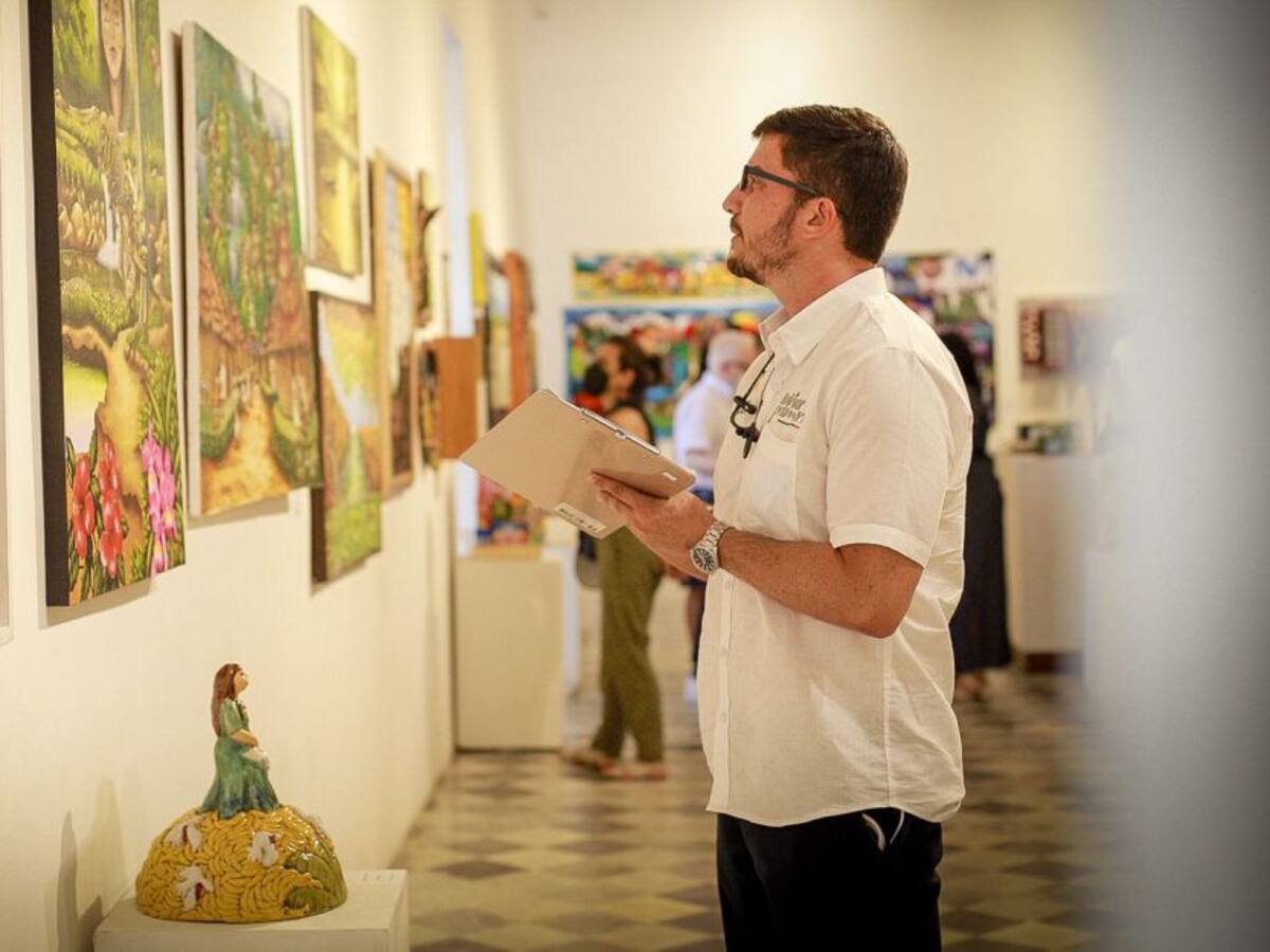 Lanzamiento de la exposición del VII Salón BAT de Arte Popular en Cartagena