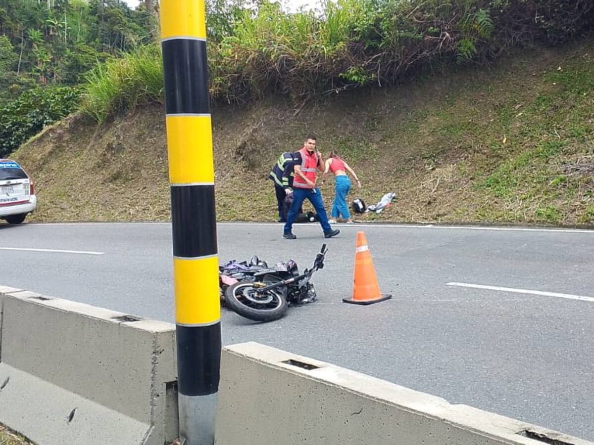 Un motociclista perdió la vida en la Autopista del Café cerca a Manizales