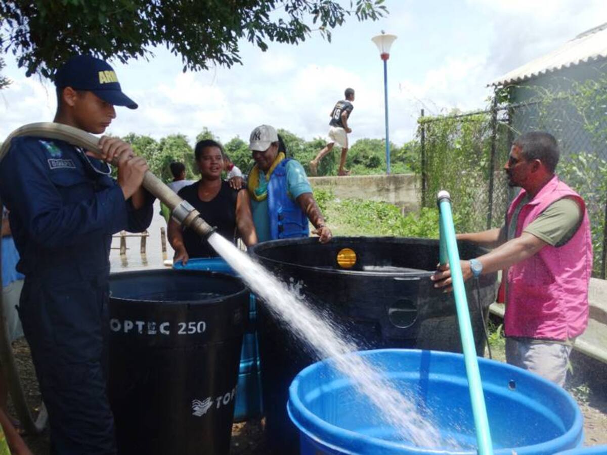 178 familias de Cartagena fueron beneficiadas en jornada humanitaria de la Armada Nacional