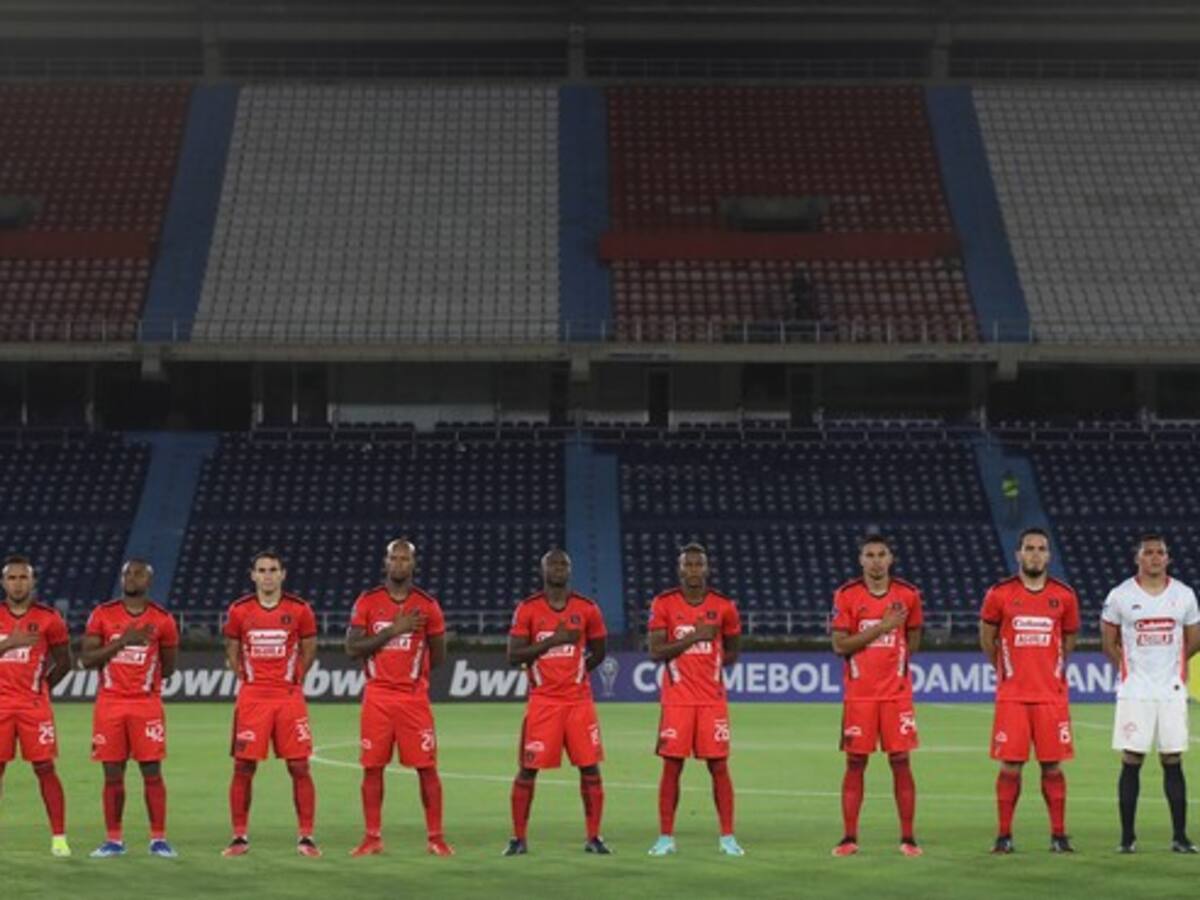 América visita a Fortaleza en Bogotá con el objetivo de acercarse al grupo de los ocho