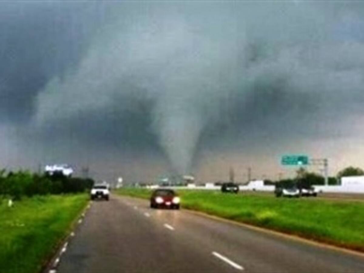 Impresionantes tornados que arrasaron ciudades de Texas quedan en video