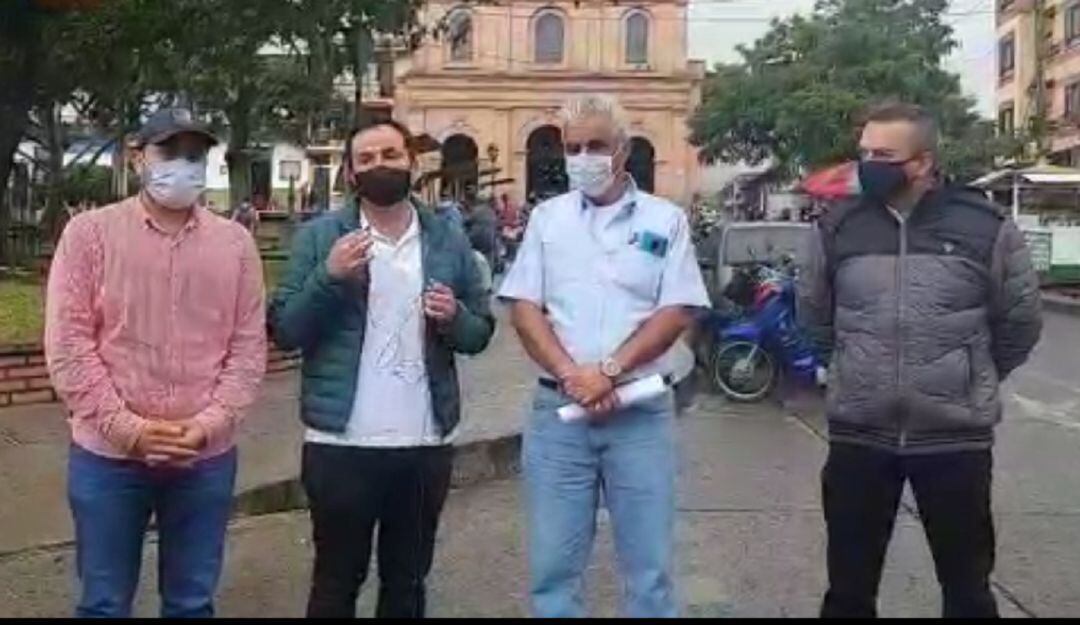 Proyectos viales para Caldas