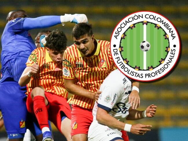 Jugadores del Deportivo Pereira y logo de Acolfutpro. Foto: (Colprensa - Lina Gasca).