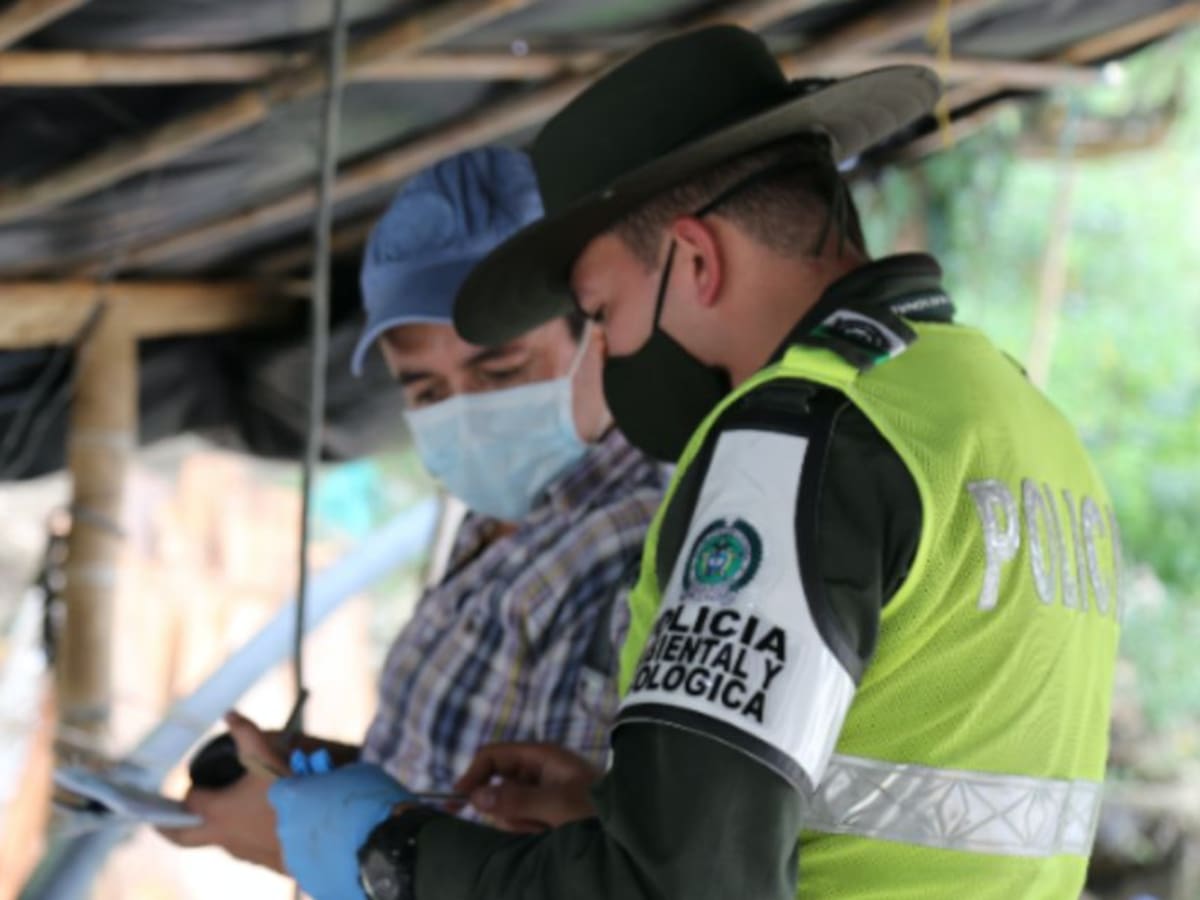 Capturadas 16 personas por minería ilegal a orillas del río Cauca