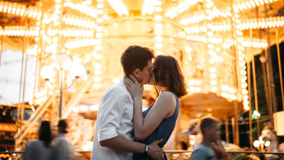 Hoy, 13 de abril, se celebra el día internacional del beso