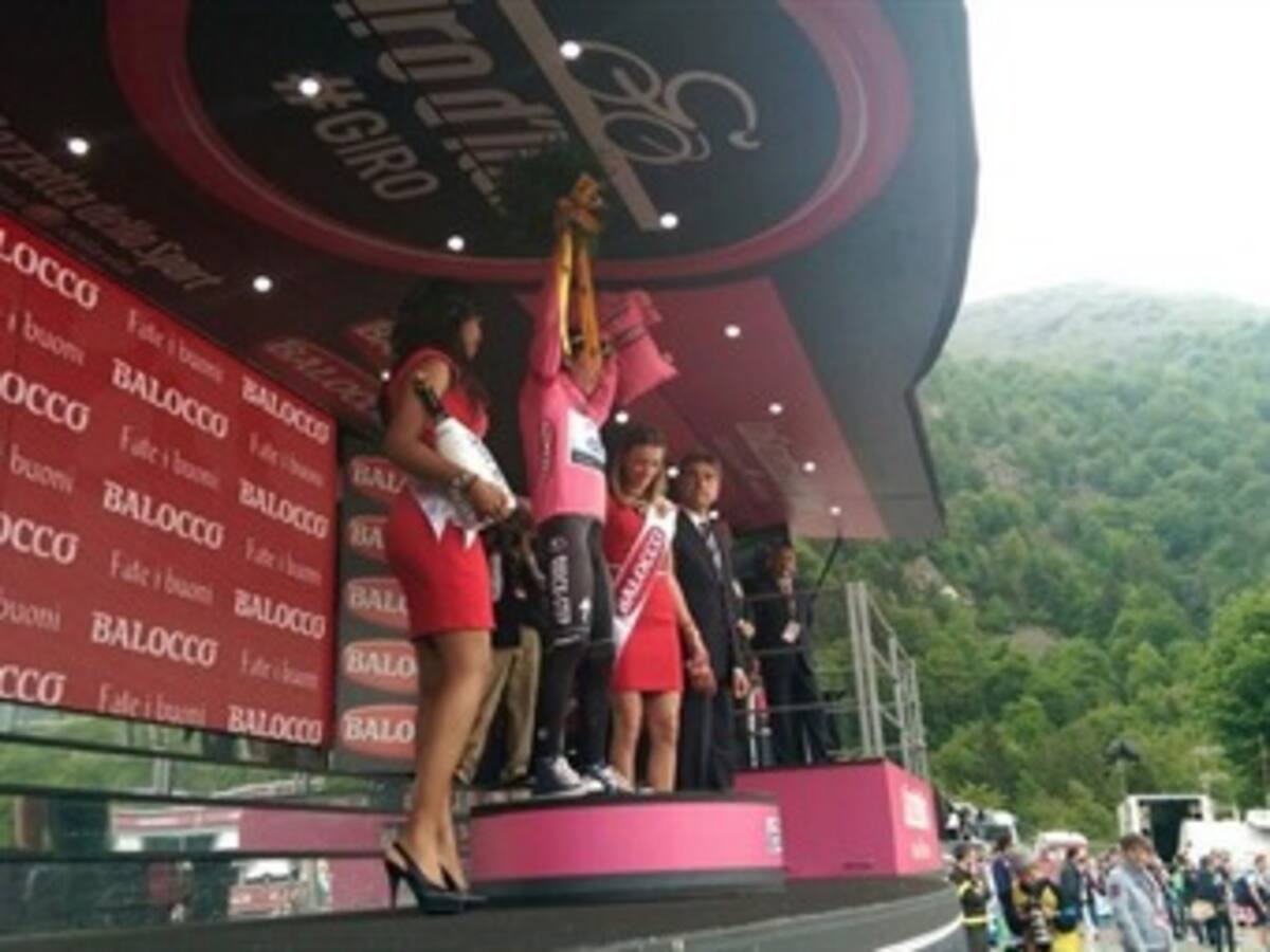 Pantano termina tercero en la etapa 14 y Urán se mantiene líder en el Giro