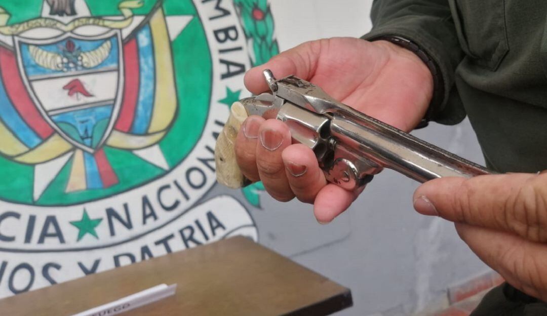 La Policía aseguró que el arma está avaluada en 20 millones de pesos
