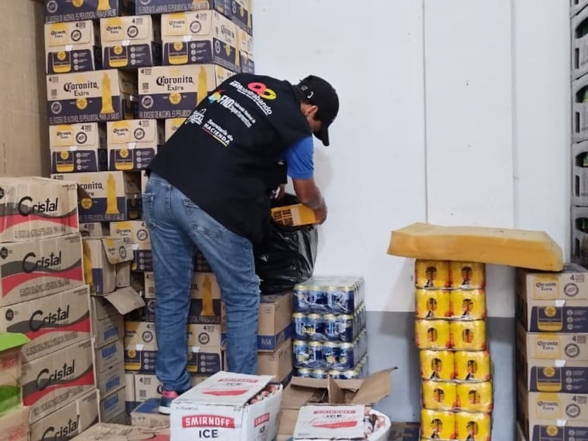 Incautan cargamento con cerca de 17 mil cervezas de contrabando en la vía Castilla - Neiva