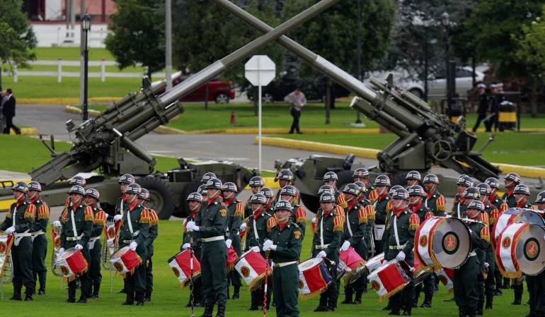 El alférez Jordi Felipe Cárdenas, seguirá por ahora en libertad, mientras definen su situación.