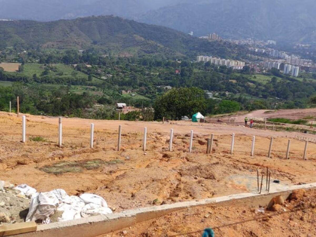Suspenden obras ilegales en Piedecuesta