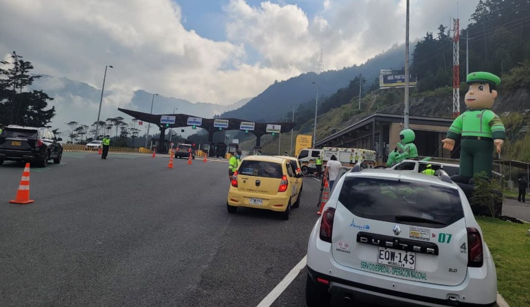 Más de 1 millón de vehículos se mueven esta navidad por las vías del país  