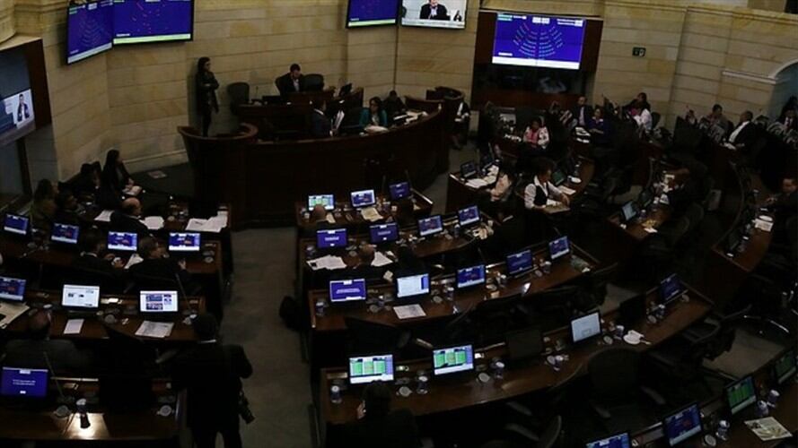 Congreso buscará poner freno a abusos en contratos de prestación de servicios. Foto: Colprensa