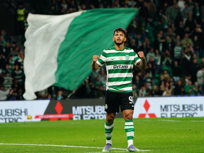 Luis Javier Suárez marcó más de 40 goles con el Sporting durante la temporada pasada. (Photo by Gualter Fatia/Getty Images)