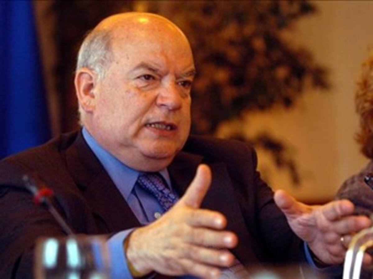 Concesión poderes a Chávez viola espíritu y letra Carta Democrática: Insulza