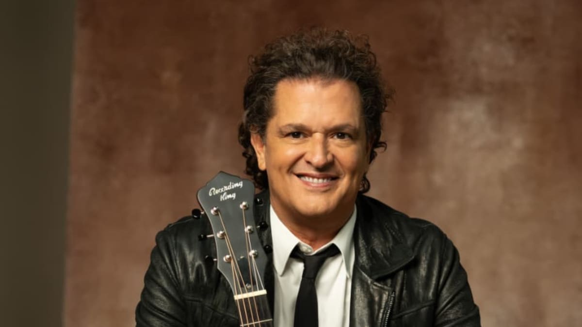 “Está lleno de mucha familiaridad”: Carlos Vives sobre su nuevo álbum ‘El Último Disco’