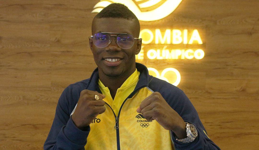 Yuberjen Martínez, boxeador colombiano en el recibimiento tras su participación en Tokio 2020