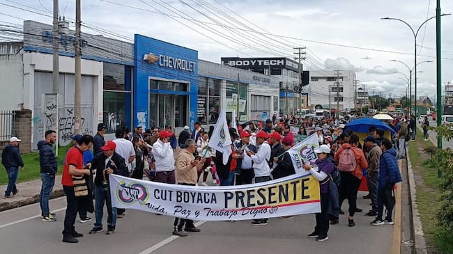 La Central Unitaria de Trabajadores (CUT) en Boyacá señala que estarían dispuestas a bajar hasta en un 10% la propuesta del aumento en el salario mínimo para 2025 / Foto: W Radio.