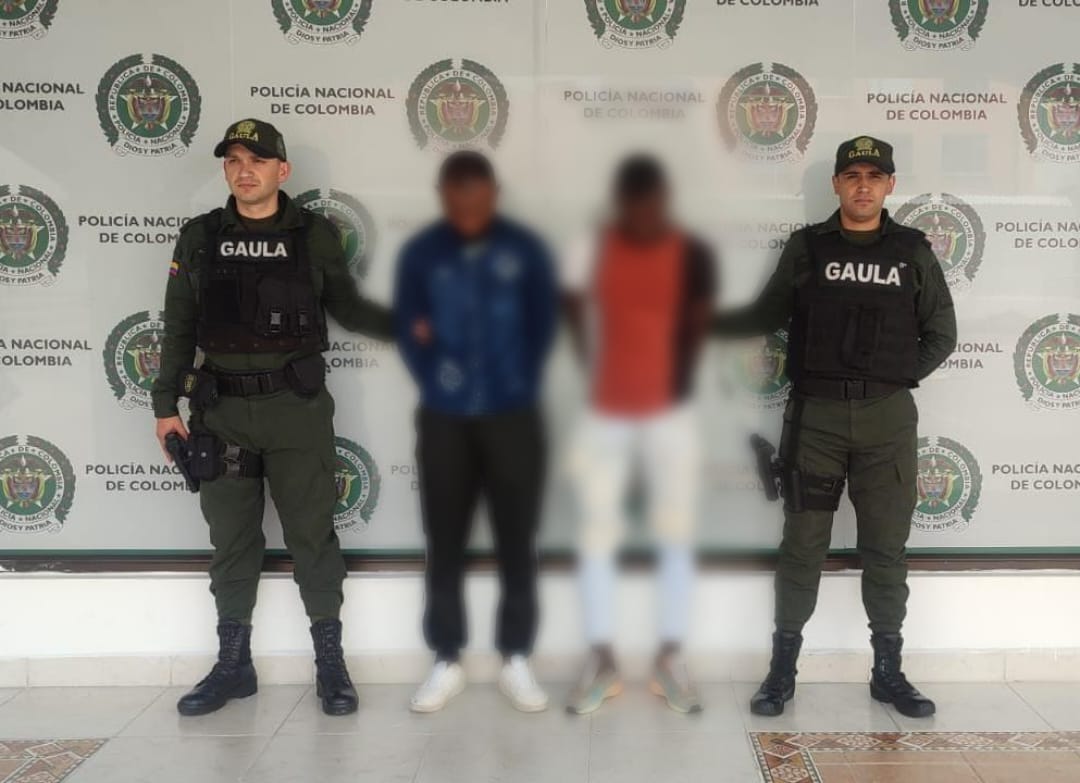 Capturados en Tumaco, Barbacoas y Cali, tres presuntos responsables de extorsionar al comercio y ciudadanía en Ricaurte, Nariño. Foto: Policía Nariño.