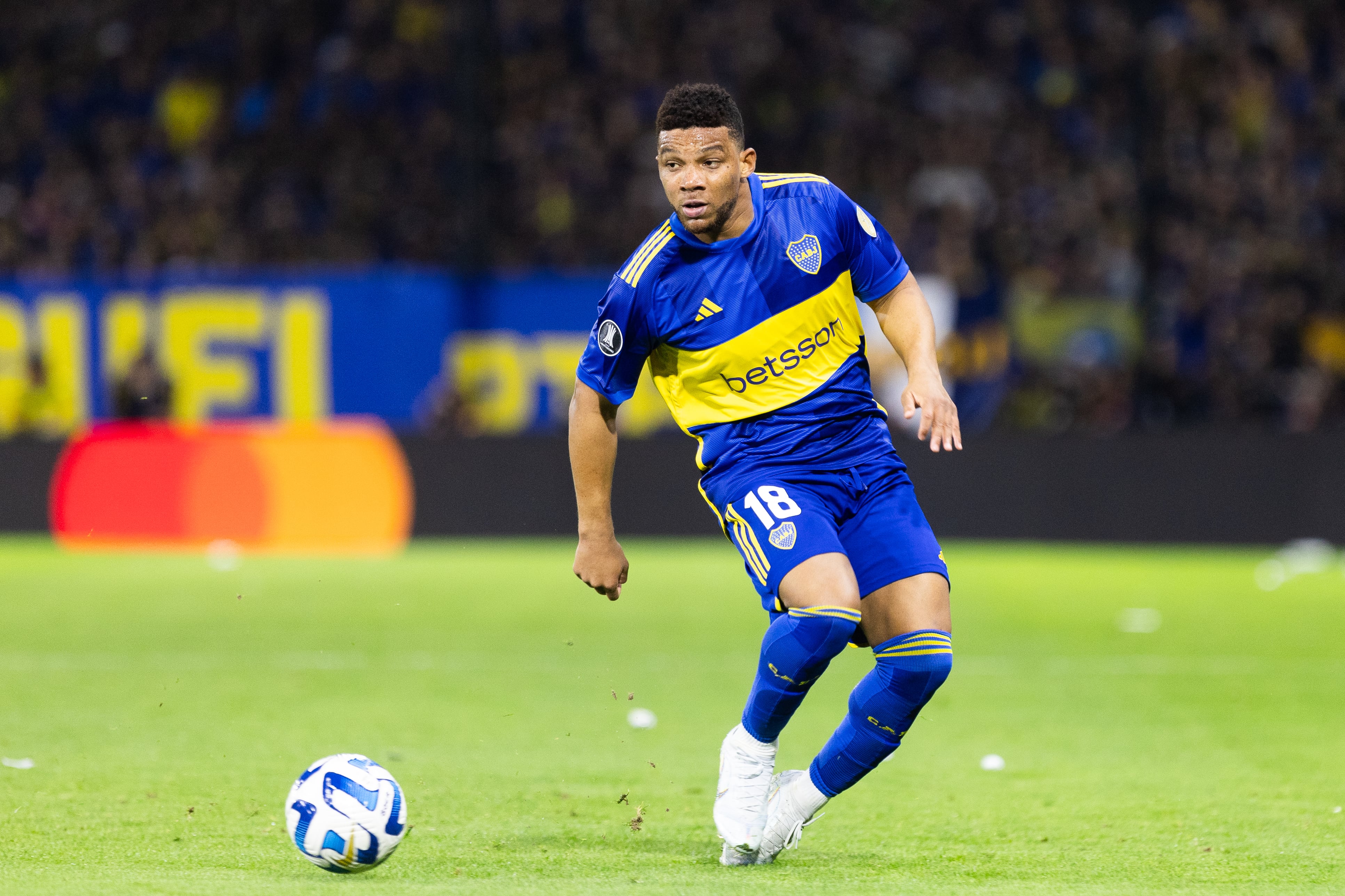 Frank Fabra, defensor de Boca Juniors.  (Photo by Matias Baglietto/NurPhoto via Getty Images)