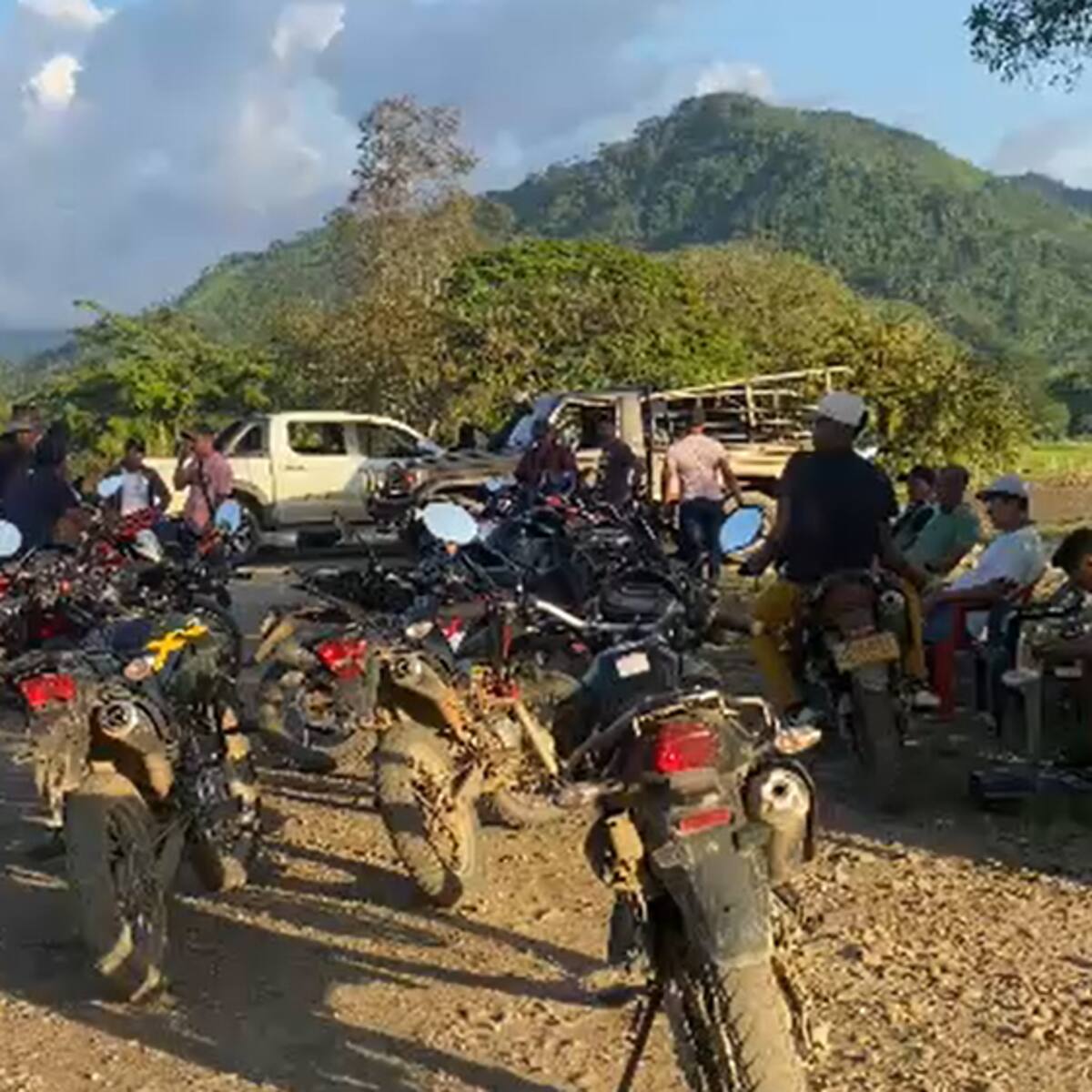 Mineros de Montecristo reclaman pavimentación de vías con recursos del Gobierno Nacional