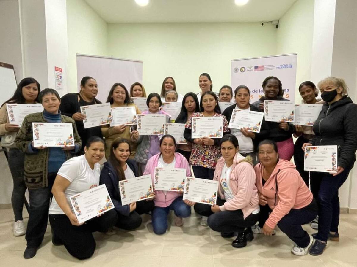 250 mujeres de Pasto e Ipiales se certificaron en habilidades blandas