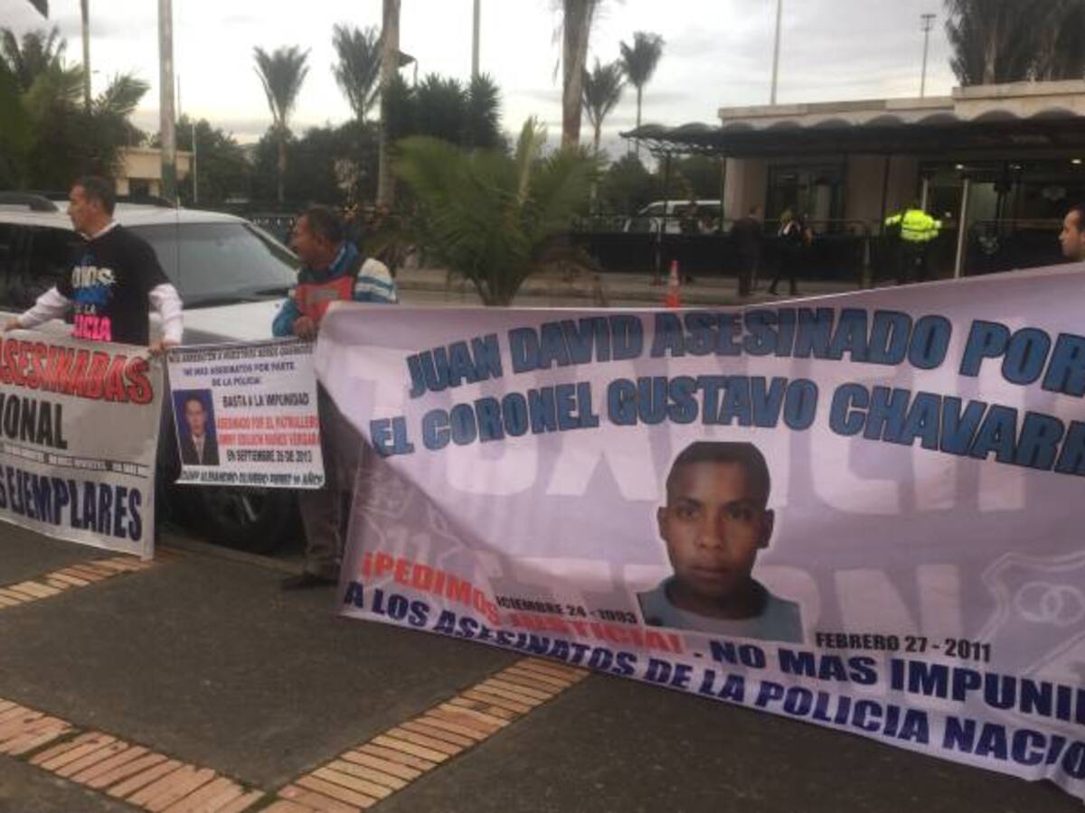 Víctimas de abusos de la Policía protestaron en la Dirección General