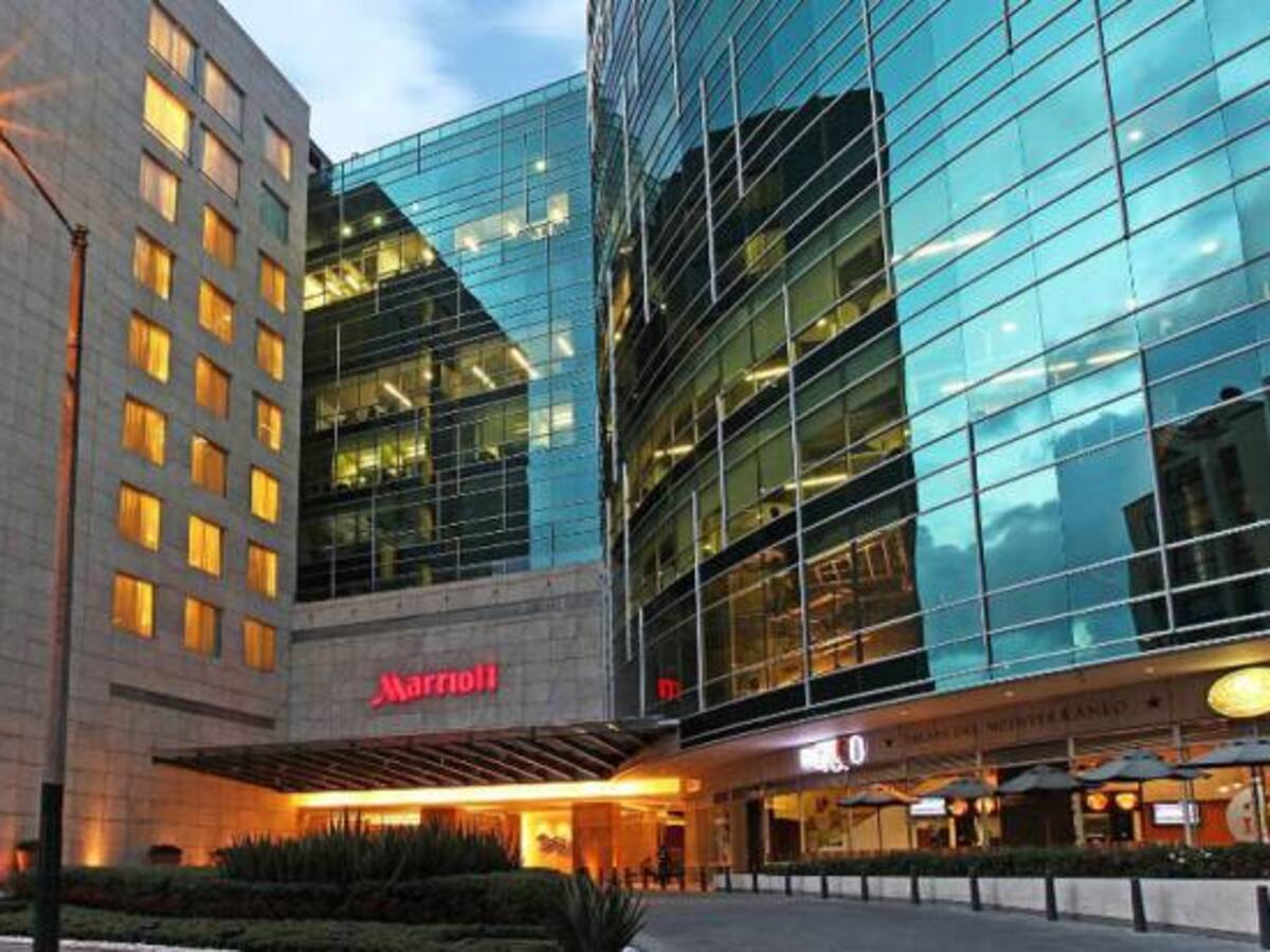 Hoy por Hoy te regala en navidad...