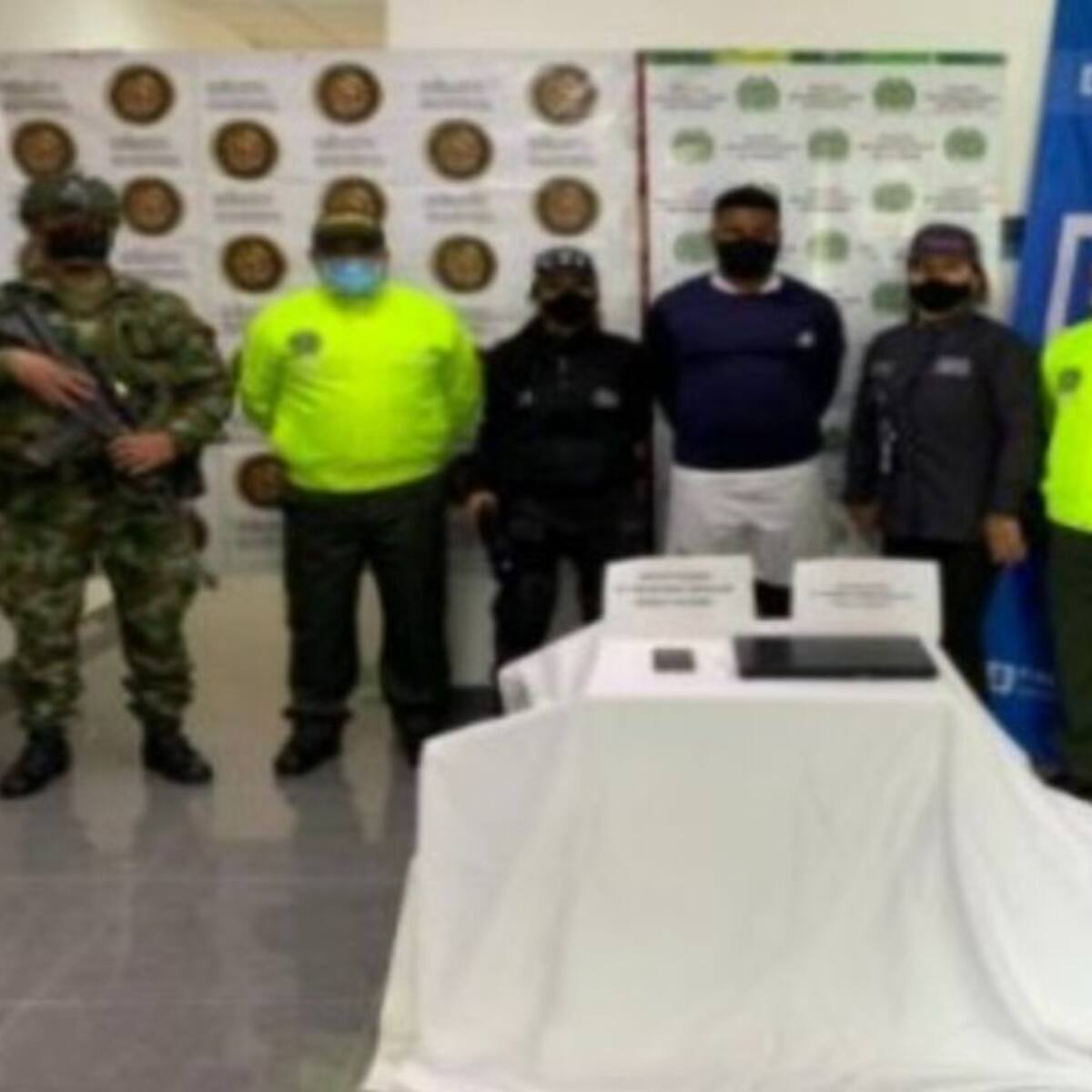 Capturan hombre del ELN señalado de quemar buses en la vía Pereira - Quibdó